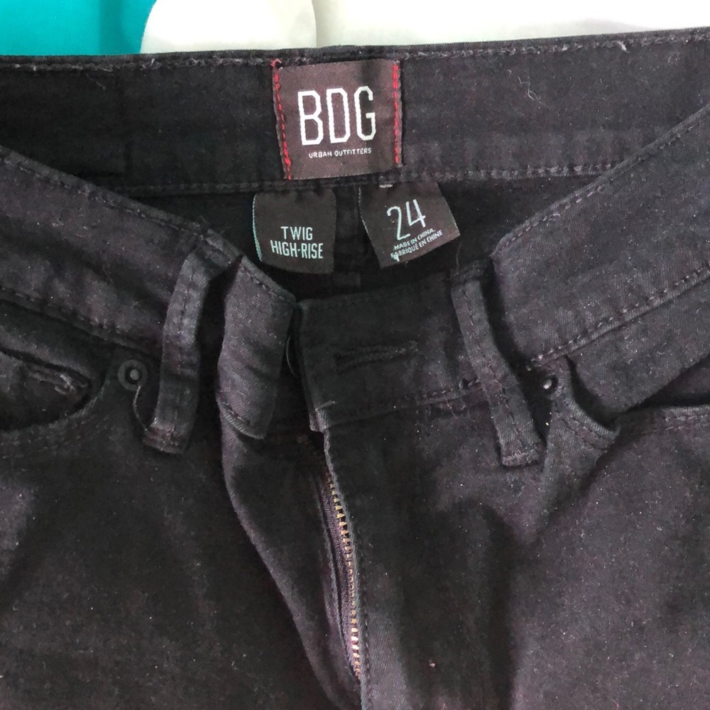 BDG Twig High Rise Ripped Black Jean